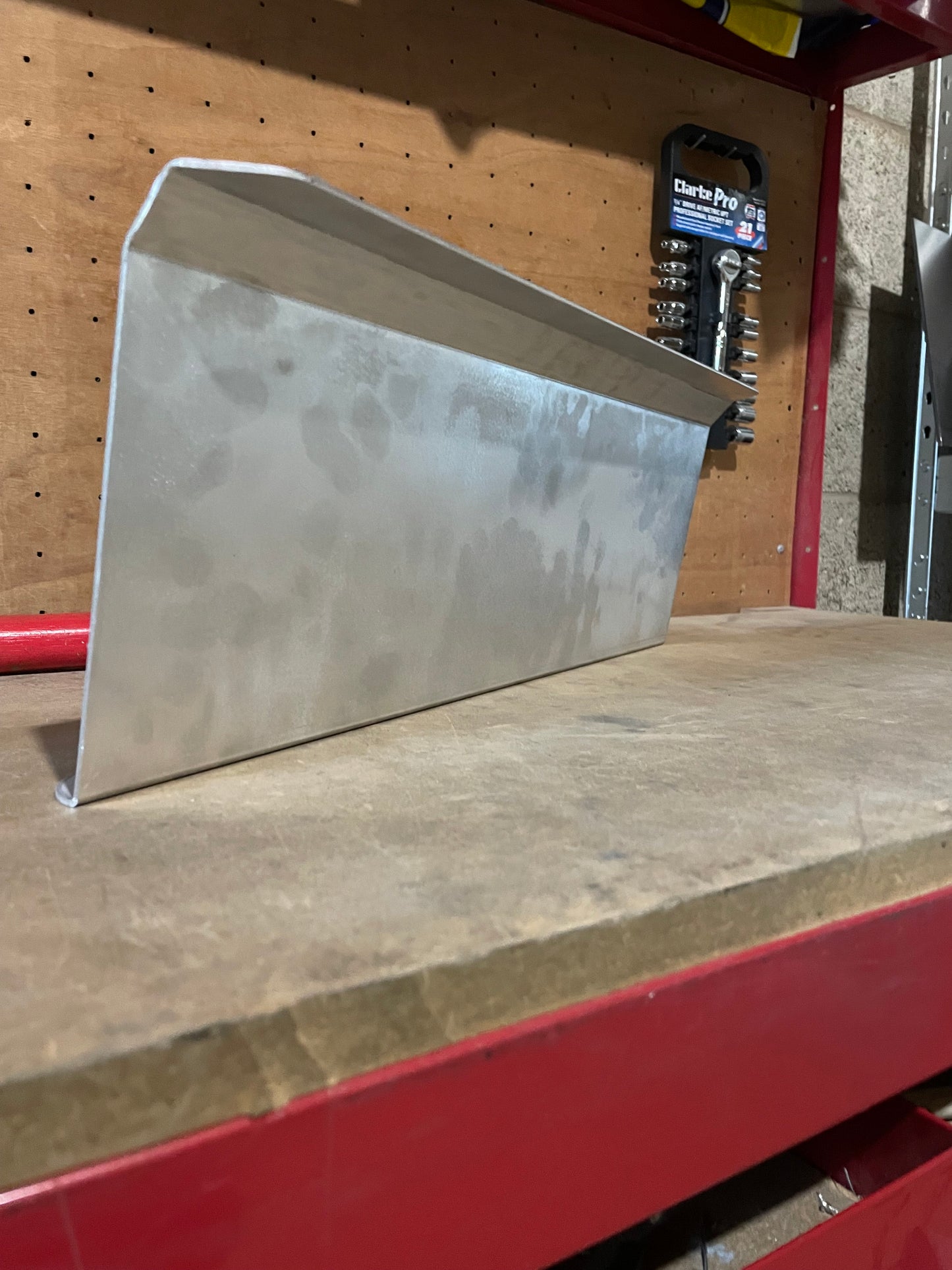 Rain / Shale deflector